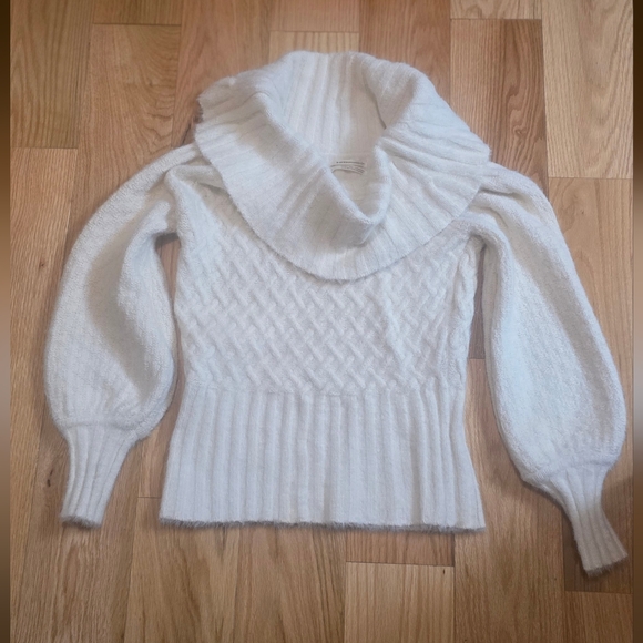 Anthropologie Margo Soft Off the Shoulder‎ Cream Sweater Size Small - Picture 7 of 13